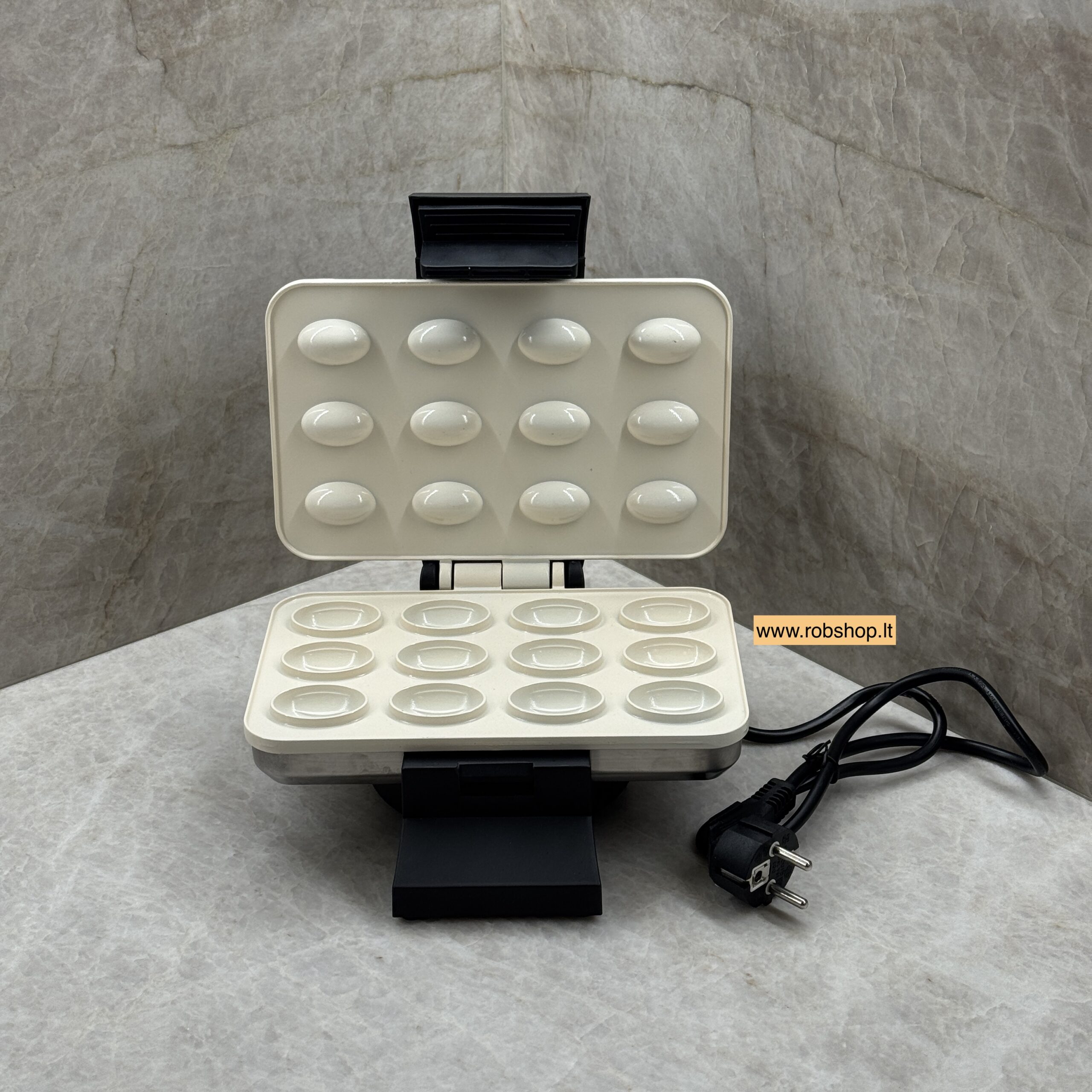 Elektrinė riešutų keptuvė